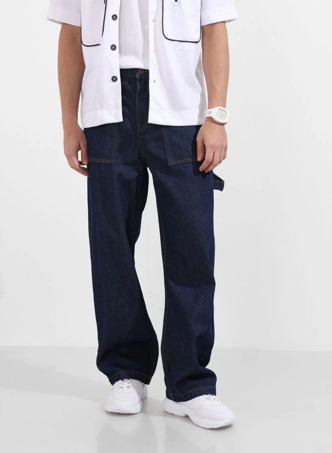 Men Relaxed Fit Solid Patch Pocket Mid-Rise Jeans